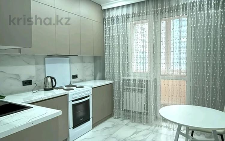 1-бөлмелі пәтер · 40 м² · 6/13 қабат, Есенова 160/3 — Баянауылская, бағасы: 18 000 ₸ в Алматы, Жетысуский р-н — фото 2