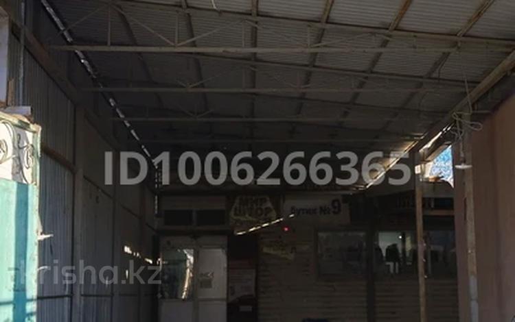 Магазины и бутики · 1000 м² за 65 млн 〒 в Байконуре, Тюра-там — фото 2