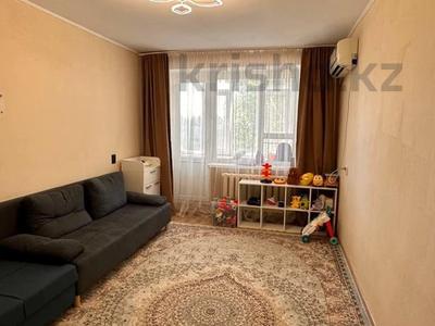 1-комнатная квартира · 31.8 м² · 5/9 этаж, мкр 4 за 13.4 млн 〒 в Уральске