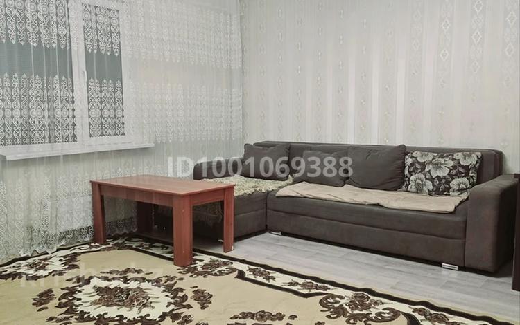2-бөлмелі пәтер · 67 м² · 5/10 қабат, мкр Таугуль-2 37, бағасы: 300 000 ₸ в Алматы, Ауэзовский р-н — фото 2