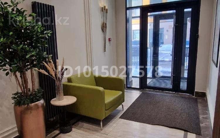 4-комнатная квартира · 131 м² · 3/8 этаж, Аль-Фараби 35 за 165 млн ₸ в Астане, Есильский р-н — фото 2