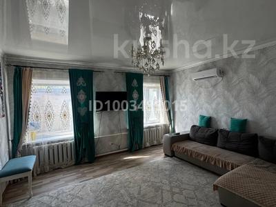 Үйдің бір бөлігі · 4 бөлме · 94 м² · 6 жүзд., КСЖБ-1 51 -2 — Поселок западный, бағасы: 20 млн ₸ в Семее