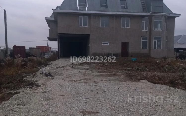 Отдельный дом · 7 комнат · 450 м² · 10 сот., Сәкен сейфулин 60 — Жоқ за 28 млн ₸ в Кояндах — фото 2