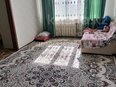 3-бөлмелі пәтер · 60 м² · 5/5 қабат, 15-й микрорайон, 15-й микрорайон 5 — 24 мектеп, Аль биляль мешіт, бағасы: 180 000 ₸ в Шымкенте, Аль-Фарабийский р-н