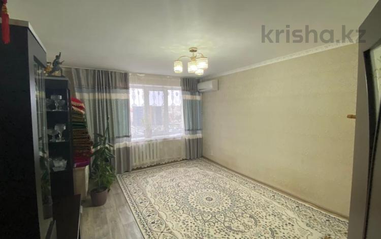 3-комнатная квартира, 60 м², 10/10 этаж, мкр 11 за 15.5 млн 〒 в Актобе, мкр 11 — фото 21