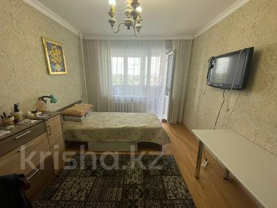 3-комнатная квартира, 68 м², 8/10 этаж, Малайсары Батыра за 20 млн 〒 в Павлодаре