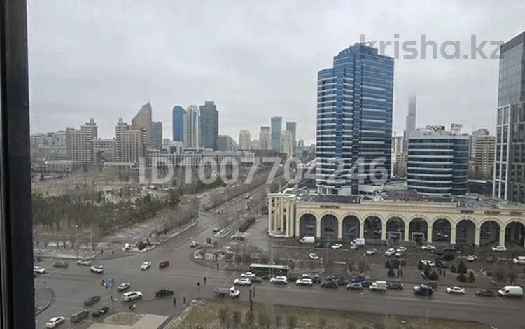 2-комнатная квартира · 76 м² · 12/13 этаж, Туран 39 за 530 000 ₸ в Астане, Нура р-н — фото 9