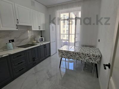 1-бөлмелі пәтер · 45 м² · 3/6 қабат, Голубые пруды ш/а., Майкудук, мкр Голубые пруды 456/2 — ЖК Томирис, бағасы: 15 000 ₸ в Караганде, Алихана Бокейханова р-н