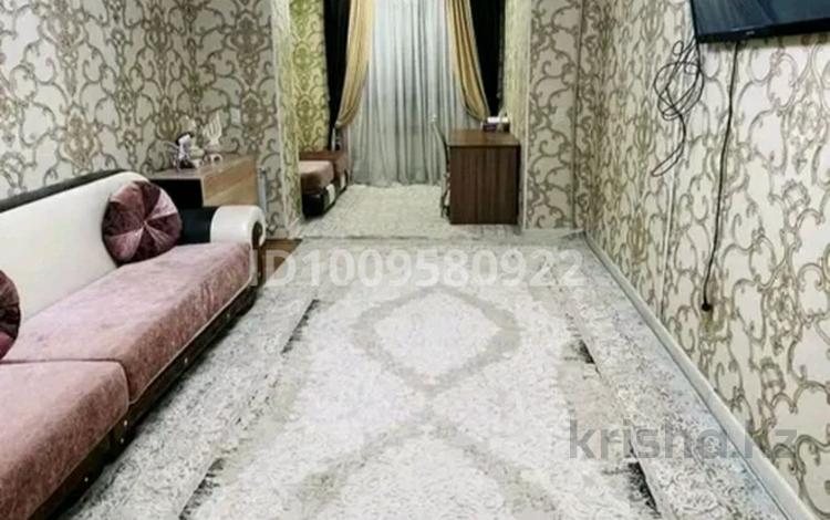 3-комнатная квартира · 70 м² · 2/5 этаж, Малик Жунусалиева 49 — Айтеке би Конаева за 300 000 〒 в Таразе — фото 2