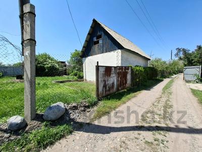 Продажа домов и дачи в Алматинской обл.: Дача · 2 комнаты · 39 м² · 12 сот., Цветочная — Есикские дачи за 8.5 млн 〒 Дача · 2 комнаты · 39 м² · 12 сот., Цветочная — Есикские дачи за 8.5 млн 〒