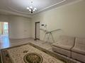 3-комнатная квартира · 135 м² · 10/14 этаж, 17-й мкр, 17 мкрн 7 за 300 000 ₸ в Актау — фото 8
