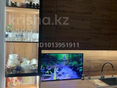 2-бөлмелі пәтер · 72 м² · 8/9 қабат, Кулманова 152, бағасы: 33 млн ₸ в Атырау