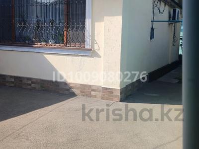 Отдельный дом · 3 комнаты · 90 м² · 6 сот., Папанина — Папанина Кожедуба за 50 млн ₸ в Алматы, Турксибский р-н