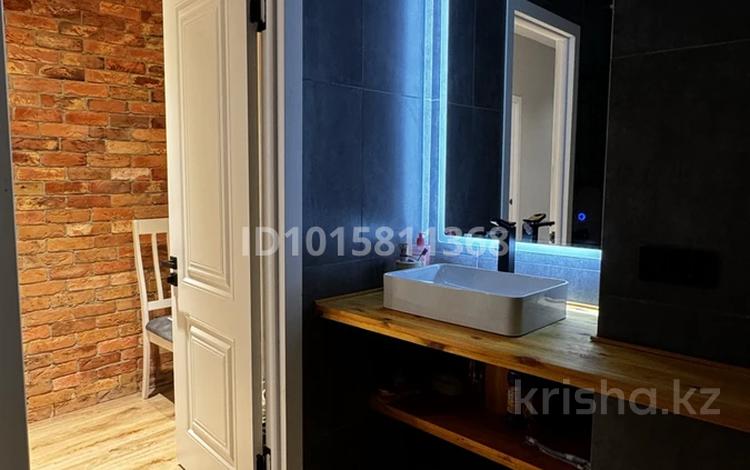 2-комнатная квартира · 60 м² · 9/10 этаж, мкр Каргалы, Кенесары хана 54/30 за 370 000 ₸ в Алматы, Наурызбайский р-н — фото 2
