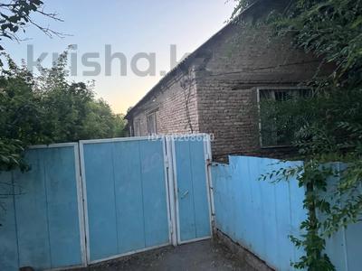 Отдельный дом · 6 комнат · 198 м² · 8 сот., Шамши Калдаякова 10 за 12 млн 〒 в Таразе