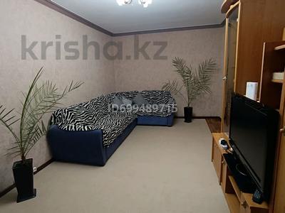 2-комнатная квартира · 42 м² · 5/5 этаж, мкр Алмагуль — Жарокова Дунаевского за 15 000 〒 в Алматы, Бостандыкский р-н