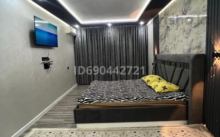 1-комнатная квартира · 40 м² · 1/5 этаж, Мкр Привокзальный-3А 1 А за 13 000 ₸ в Атырау, мкр Привокзальный-3А — фото 20