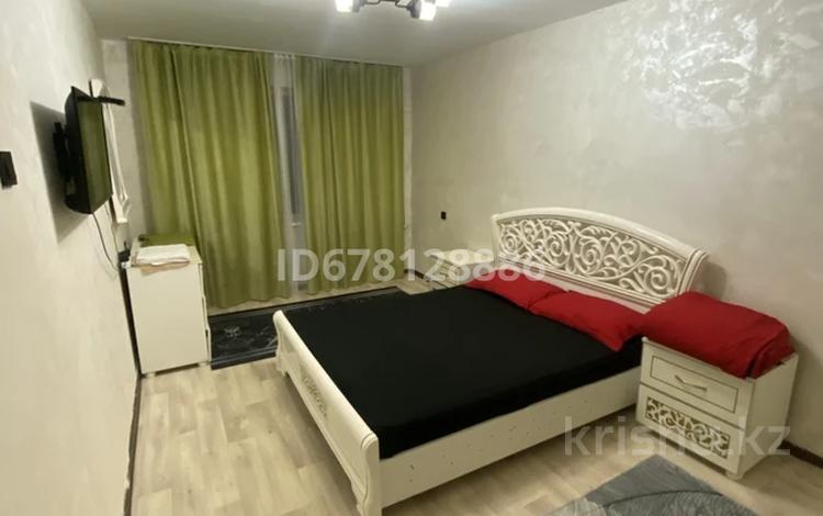 1-бөлмелі пәтер · 33 м² · 1/5 қабат, Айнабұлақ-2 ш/а. 70, бағасы: 2 500 ₸ в Алматы, Жетысуский р-н — фото 20