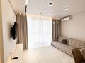 2-комнатная квартира · 60 м², Туран — ОДНА ИЗ ЛУЧШИХ ЛОКАЦИЙ АСТАНЫ Главное преимущество квартиры — расположение. Рядом находится Хан Шатыр, а буквально в нескольких минутах — крупнейшие медицинские центры столицы. Для тех, кто приезжает на лечение или сопровождает близких: • Национальный Научный Центр Материнства и Детства РК — пр. Туран, 32; • Национальный Центр Нейрохирургии — пр. Туран, 34/1; • Национальный центр детской реабилитации — пр. Туран, 36; • Национальный научный кардиохирургический центр / Центр сердца — пр. Туран, 38. • Национальный научный онкологический центр — ул. Керей и Жанибек ханов, 3/2. Особенно удобно то, что Центр материнства и детства, Центр нейрохирургии, Центр детской реабилитации и Центр сердца расположены практически рядом друг с другом на проспекте Туран — адреса 32, 34/1, 36 и 38. ️ Хан Шатыр — рядом, поэтому в шаговой доступности магазины, кафе, рестораны, развлечения и всё необходимое для комфортного проживания. за 18 000 ₸ в Астане, Нура р-н — фото 5