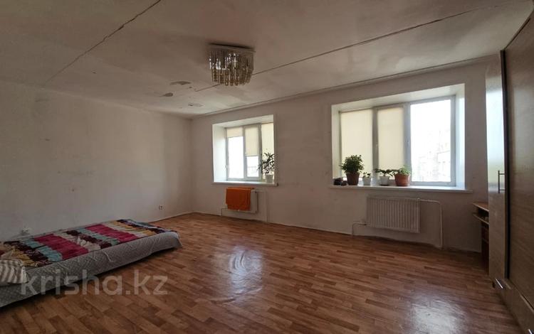 3-комнатная квартира · 82.8 м² · 9/9 этаж, Якова Геринга 76/1 за 26 млн ₸ в Павлодаре — фото 2