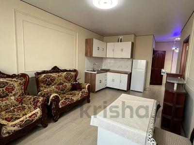2-комнатная квартира · 50 м² · 8/10 этаж, Утеген батыра за 250 000 ₸ в Алматы, Ауэзовский р-н