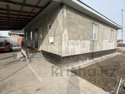 Отдельный дом · 3 комнаты · 120 м² · 4 сот., Исатай батыр 117, 439/1 за 32 млн 〒 в Кемертогане