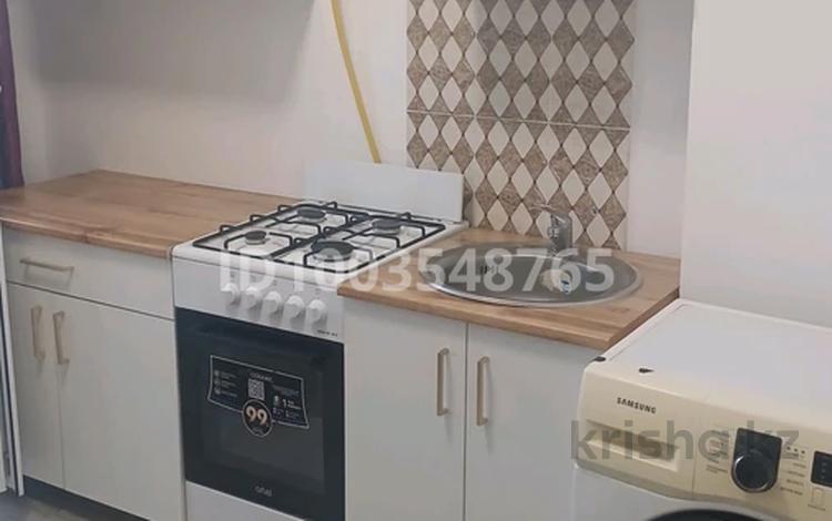 1-комнатная квартира · 40 м² · 5 этаж, 15 мкр 63 — Недалеко от мечети за 80 000 ₸ в Таразе — фото 5