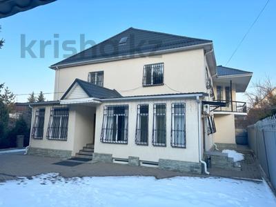 10-бөлмелі үй ай сайын, 550 м², 12 сот., ул. Кошемет (Ладушкина), бағасы: ~ 2 млн 〒 в Алматы, Медеуский р-н