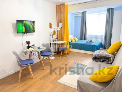 1-комнатная квартира · 35 м² · 6/12 этаж, Шевченко 85 — Сейфуллина за 20 000 〒 в Алматы, Алмалинский р-н