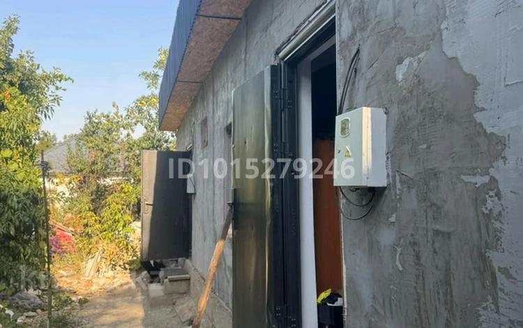 Часть дома · 4 комнаты · 70 м² · 1.68 сот., Навои 168 — Навои черепанова за 60 млн ₸ в Алматы — фото 2