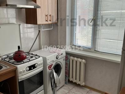 2-комнатная квартира, 45 м², 2/5 этаж, мкр Центральный, махамбета 116а за 15 млн 〒 в Атырау, мкр Центральный