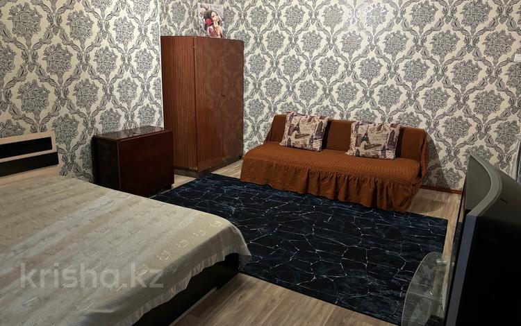 1-бөлмелі пәтер · 42 м² · 1/4 қабат, Наурызбай батыра 68 — Айтеке Би, бағасы: 12 000 ₸ в Алматы, Алмалинский р-н — фото 22