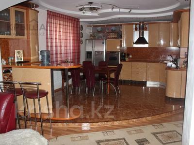 Жеке үй · 6 бөлме · 370 м² · 6 жүзд., Потапова - Линейная — Линейная, бағасы: 89.9 млн ₸ в Павлодаре