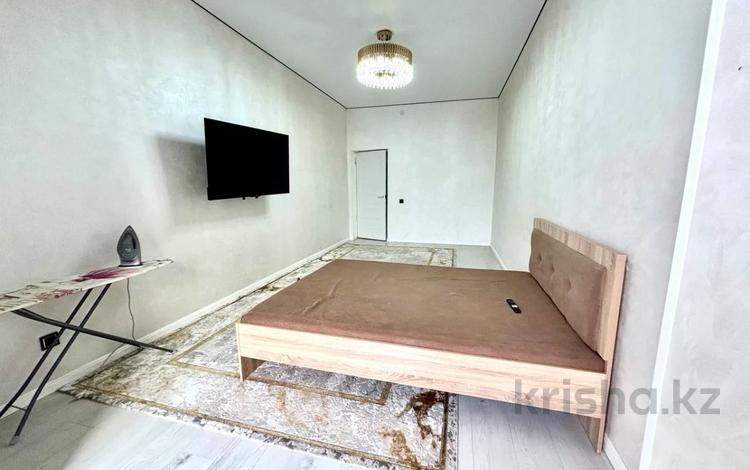 2-бөлмелі пәтер · 75 м² · 7/20 қабат, Ермека Серкебаева 146/4, бағасы: 69 млн ₸ в Алматы, Бостандыкский р-н — фото 2