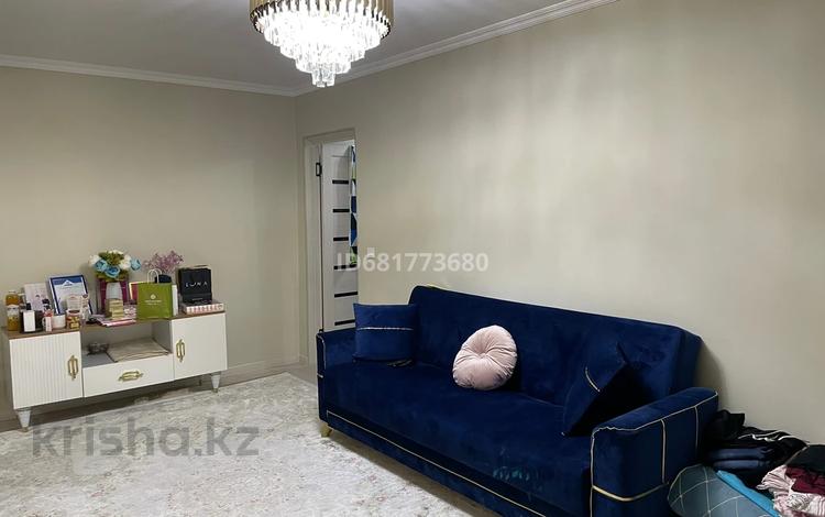 2-комнатная квартира, 55 м², 3/5 этаж, Республики 36