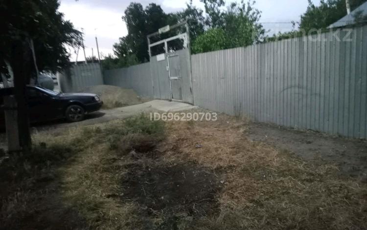 Отдельный дом · 4 комнаты · 80 м² · 10 сот., Талдықорған 1 — Возле дороги угловая удобная под бизнес за 14 млн 〒 в Таразе — фото 2