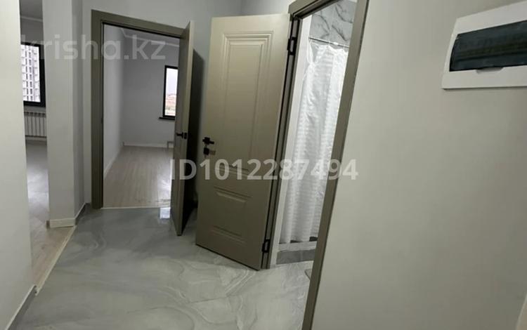 2-бөлмелі пәтер · 50 м² · 5/12 қабат, мкр Шымсити /, бағасы: 24 млн ₸ в Шымкенте, Абайский р-н — фото 2