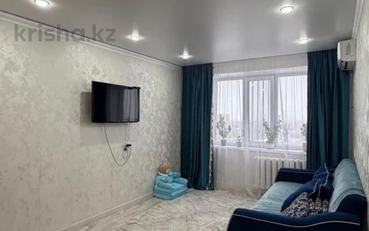 3-бөлмелі пәтер · 64 м² · 9/9 қабат, мкр Жулдыз, сарайшык, бағасы: 14.8 млн ₸ в Уральске — фото 2