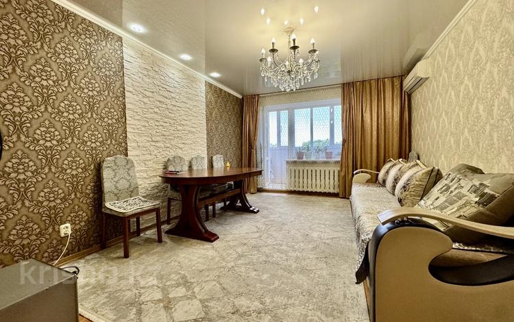 3-бөлмелі пәтер · 59.2 м² · 5/5 қабат, мкр Михайловка , Крылова 34, бағасы: 23 млн ₸ в Караганде, Казыбек би р-н — фото 2