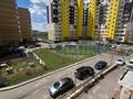 2-бөлмелі пәтер · 59.8 м² · 3/9 қабат, Караменде би Шакаулы 1 32, бағасы: 35 млн ₸ в Астане, Сарыарка р-н — фото 5