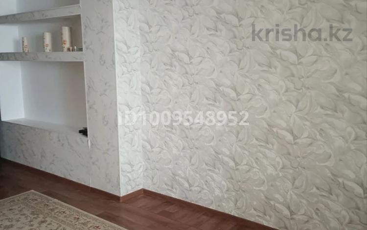 2-бөлмелі пәтер · 67.3 м² · 2/9 қабат, мкр 12 49, бағасы: 22 млн ₸ в Актобе — фото 2
