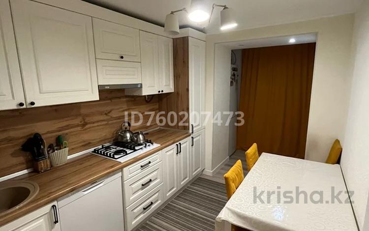 3-комнатная квартира · 60.8 м² · 3/6 этаж, мкр 8 269 за 23.5 млн ₸ в Актобе — фото 2