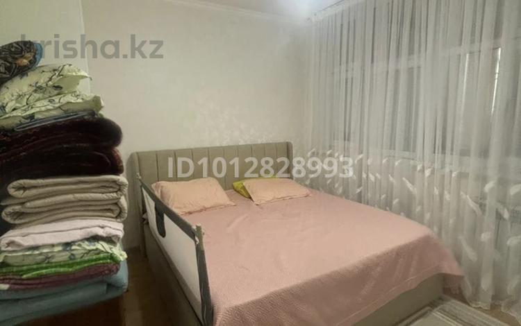 3-бөлмелі пәтер · 74 м² · 5/5 қабат, мкр Асар 12 — Мкр Асар 12 дом Магазин Сымбаттың арты, бағасы: 200 000 ₸ в Шымкенте, Абайский р-н — фото 2