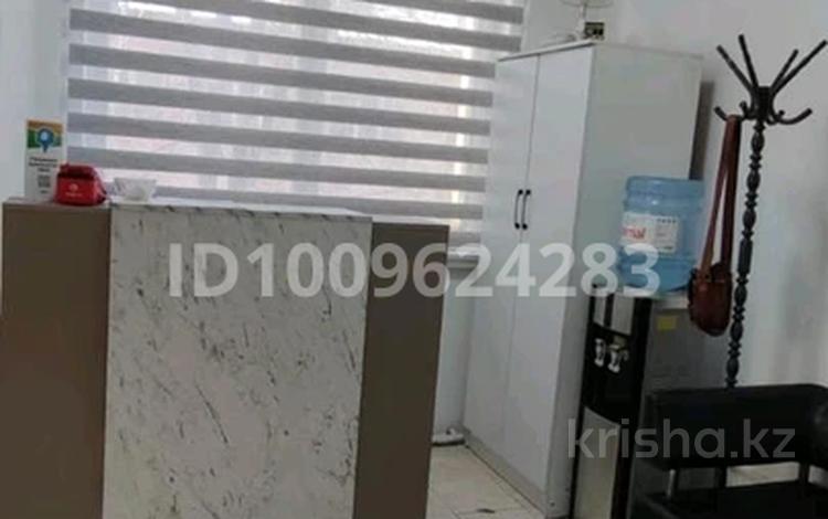 Кабинеты и рабочие места · 25 м² за 180 000 ₸ в Алматы, Алатауский р-н — фото 2