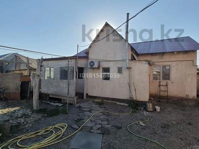 Жеке үй · 4 бөлме · 200 м² · 9.5 жүзд., Атырау ш/а., Б.Нысанбаев, бағасы: 55 млн ₸ в мкр Атырау