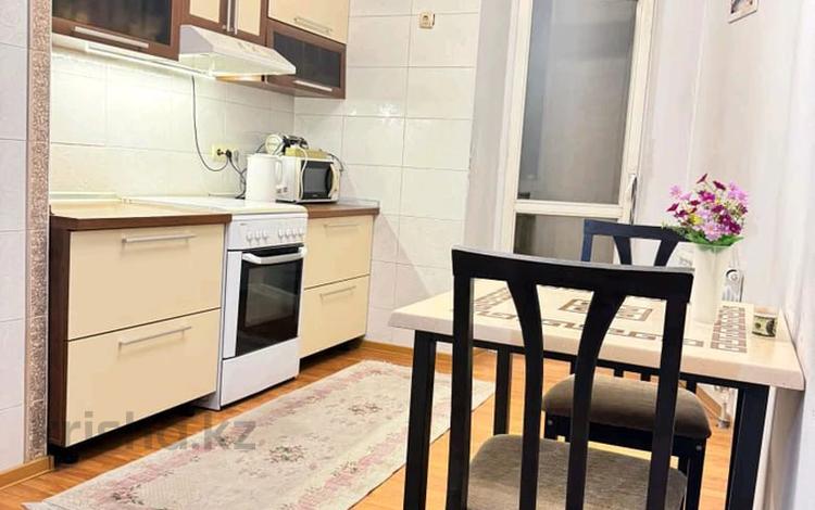 1-бөлмелі пәтер · 45 м² · 7/20 қабат, Прокофьева 140/2 — Брусиловского/ Шакарима, бағасы: 15 000 ₸ в Алматы, Алмалинский р-н — фото 7