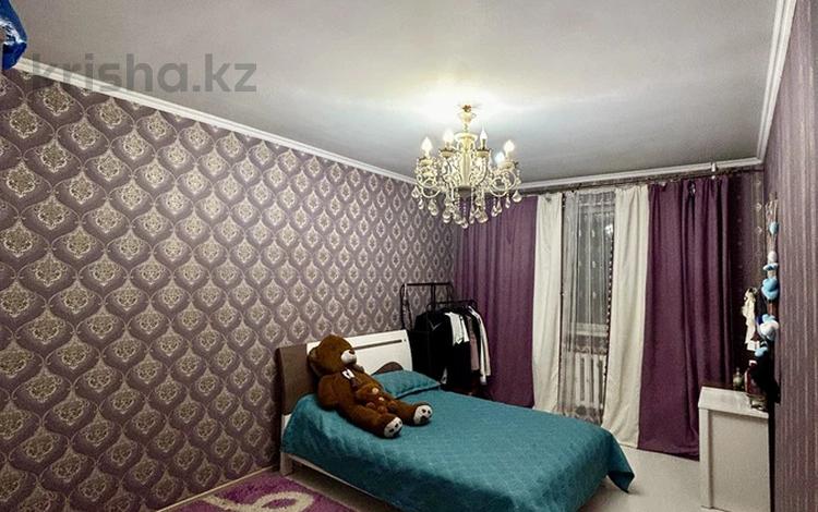3-бөлмелі пәтер · 77 м² · 6/25 қабат, Абая 92/3, бағасы: ~ 31.5 млн ₸ в Астане, р-н Байконур — фото 2