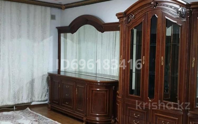 Дом · 2 комнаты · 60 м², Байзакова 8 — проспект Райымбека за 16 000 ₸ в Алматы, Алмалинский р-н — фото 2