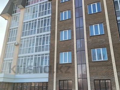 Свободное назначение, офисы, магазины и бутики, общепит, фитнес и спорт, медцентры и аптеки, образование, кабинеты и рабочие места · 211 м² за ~ 1.7 млн ₸ в Караганде, Казыбек би р-н