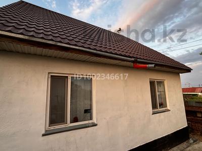 Отдельный дом · 4 комнаты · 85 м² · 6 сот., Матросова — Возле 14 школы за 15 млн ₸ в Кокшетау